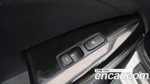 Kia K7 2017 — photo 19