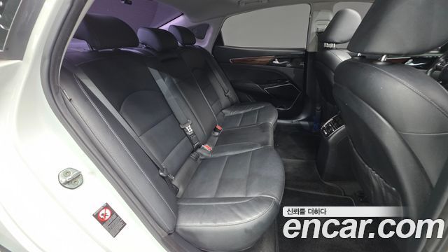 Kia K7 2017 — photo 20