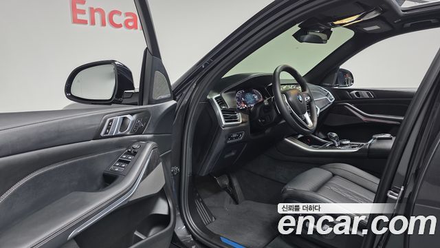 BMW X5 2023 — photo 13