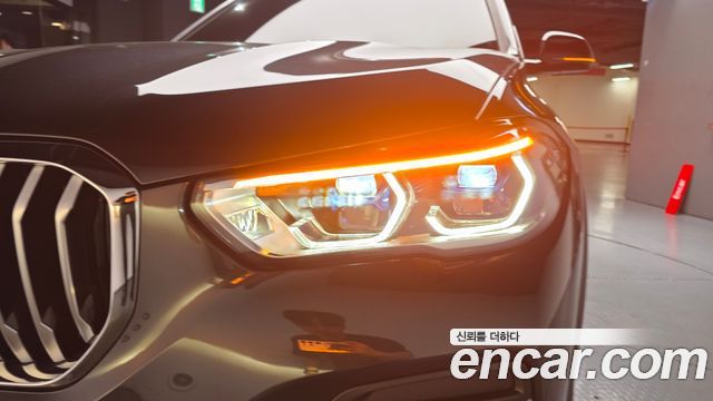 BMW X5 2023 — photo 8