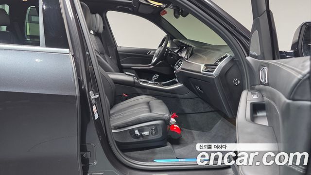 BMW X5 2023 — photo 16