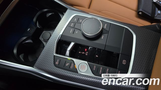 BMW 3-Series 2024 — photo 12