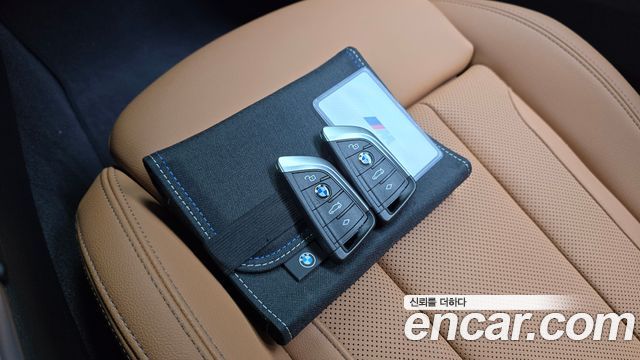BMW 3-Series 2024 — photo 23