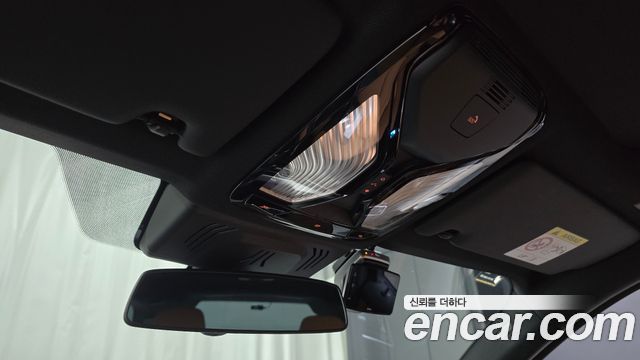 BMW 3-Series 2024 — photo 28