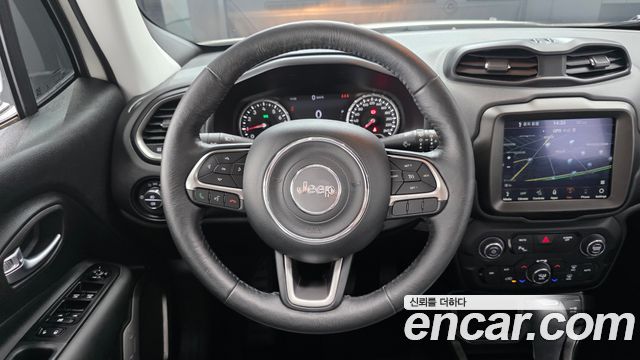 Jeep Renegade 2022 — photo 19