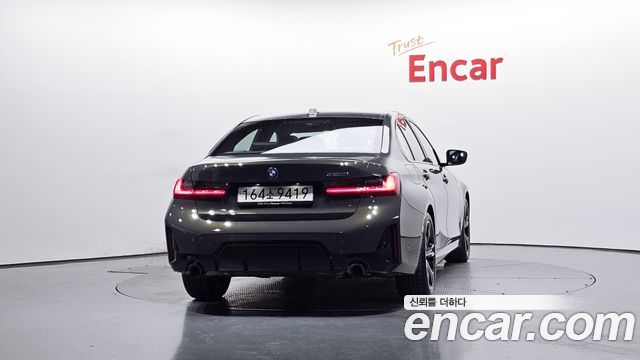 BMW 3-Series 2025 — photo 4
