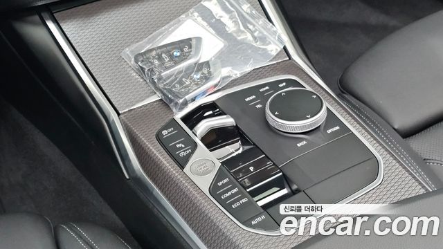 BMW 3-Series 2025 — photo 12