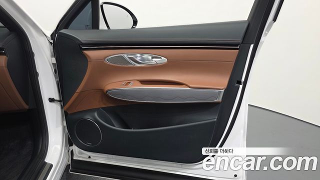 Genesis GV70 2024 — photo 14