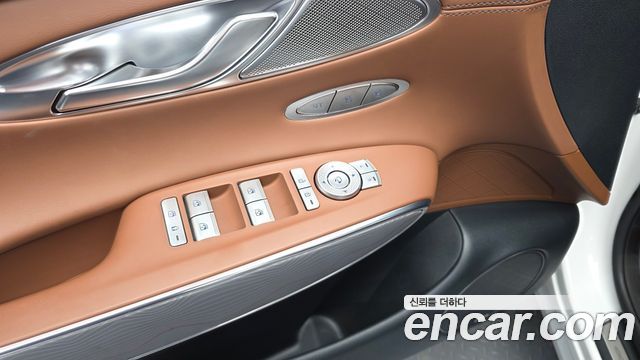 Genesis GV70 2024 — photo 30