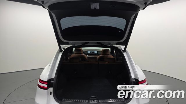 Genesis GV70 2024 — photo 34