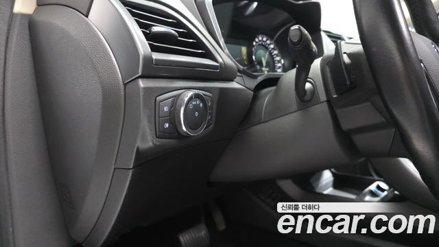 Ford Mondeo 2016 — photo 27