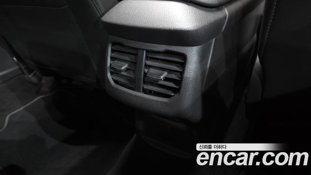 Ford Mondeo 2016 — photo 31
