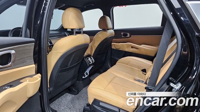 Kia Sorento 2021 — photo 18