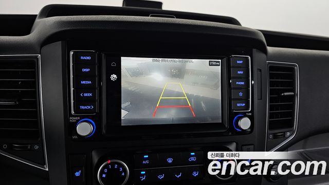 Hyundai Solati 2023 — photo 13