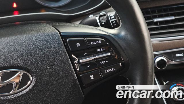 Hyundai Grandeur 2018 — photo 21