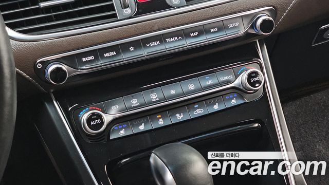 Hyundai Grandeur 2018 — photo 29