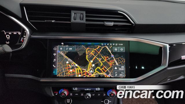Audi Q3 2025 — photo 18