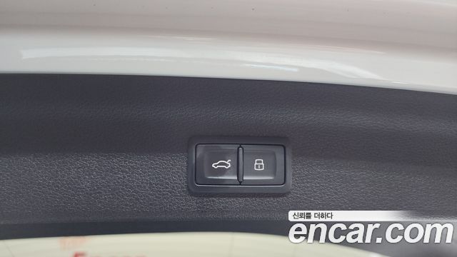 Audi Q3 2025 — photo 22