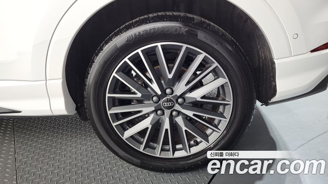 Audi Q3 2025 — photo 7