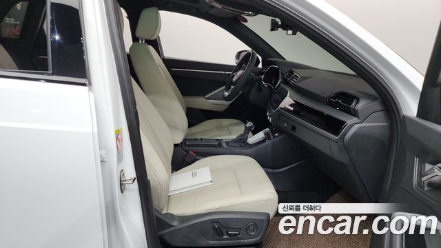 Audi Q3 2025 — photo 16