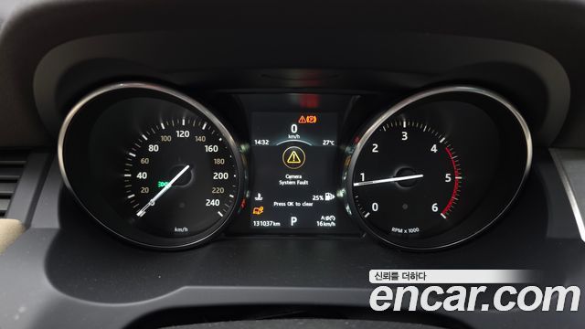 Land Rover Range Rover Evoque 2016 — photo 8
