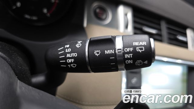 Land Rover Range Rover Evoque 2016 — photo 17