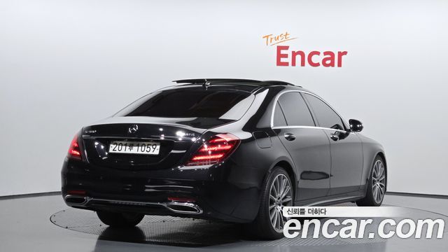 Mercedes-Benz S-Class 2020 — photo 2