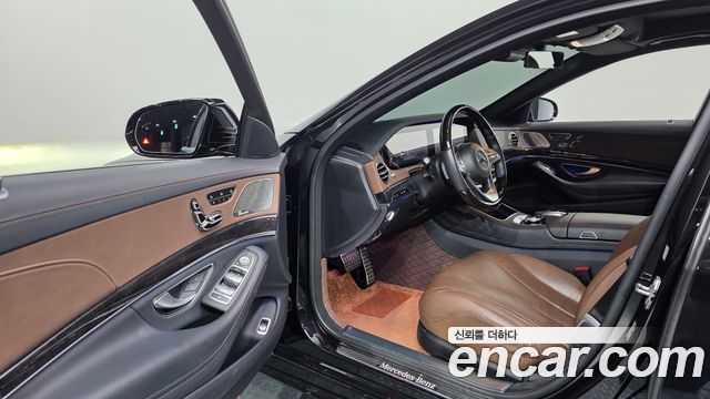 Mercedes-Benz S-Class 2020 — photo 10