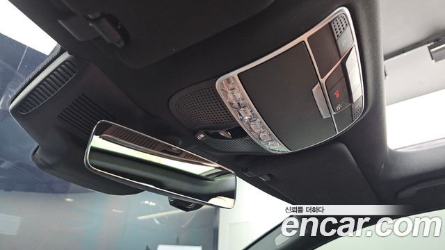 Mercedes-Benz S-Class 2020 — photo 19