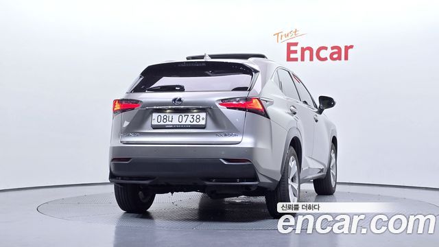 Lexus NX 2015 — photo 4