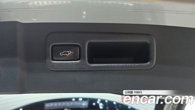Lexus NX 2015 — photo 20
