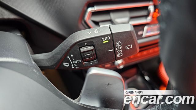 BMW 1-Series 2021 — photo 25