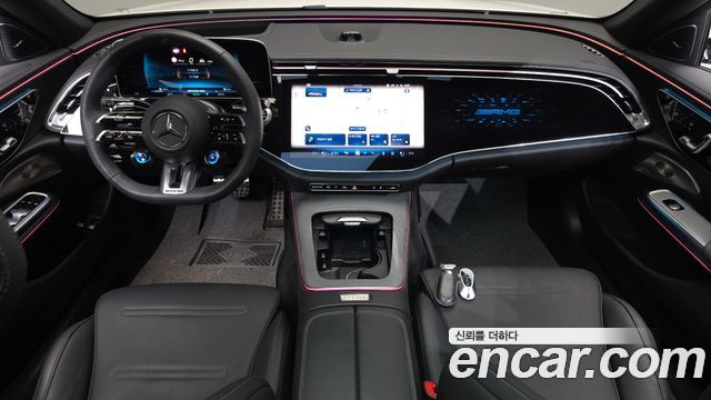 Mercedes-Benz E-Class 2025 — photo 10