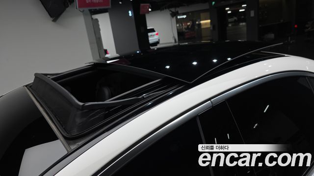 Mercedes-Benz E-Class 2025 — photo 21