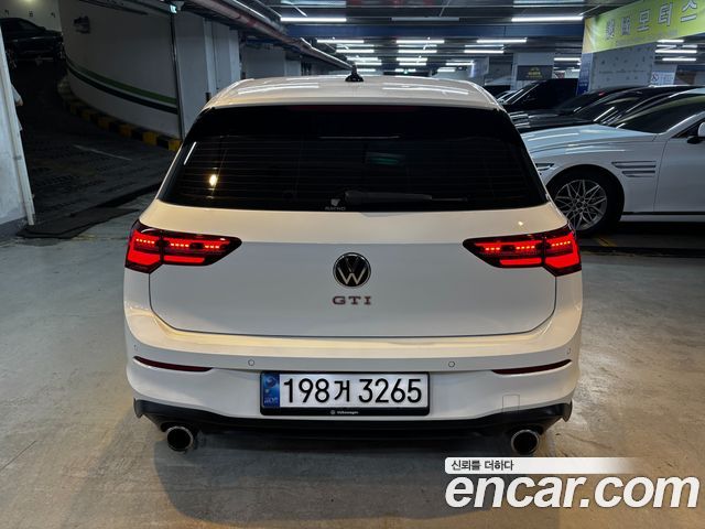 Volkswagen Golf 2024 — photo 4