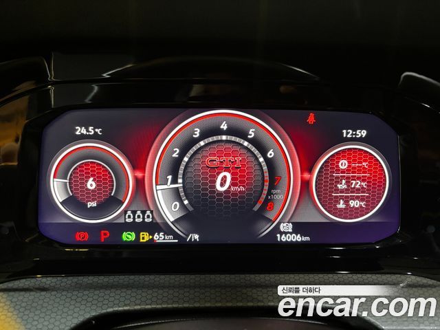 Volkswagen Golf 2024 — photo 8