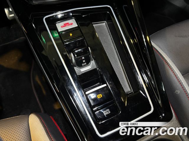 Volkswagen Golf 2024 — photo 14