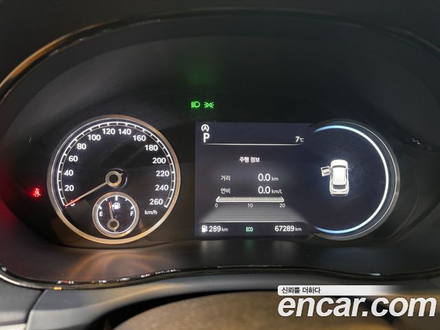 Genesis GV70 2021 — photo 8