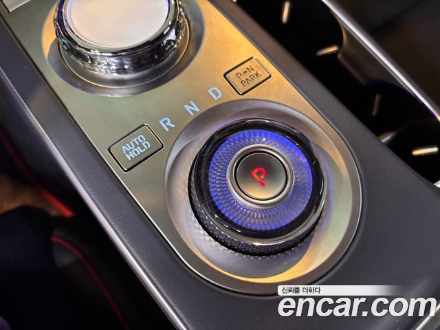 Genesis GV70 2021 — photo 9