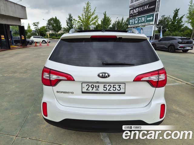 Kia Sorento 2013 — photo 4