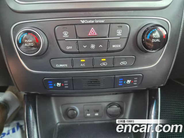 Kia Sorento 2013 — photo 16