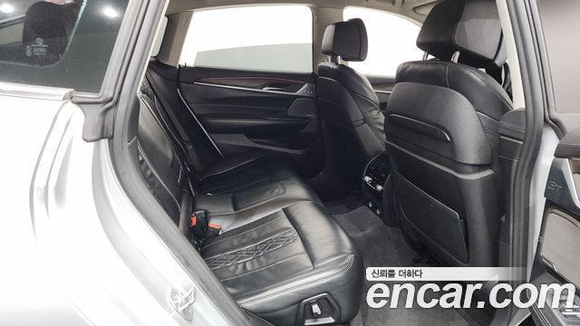 BMW Gran Turismo 2018 — photo 11
