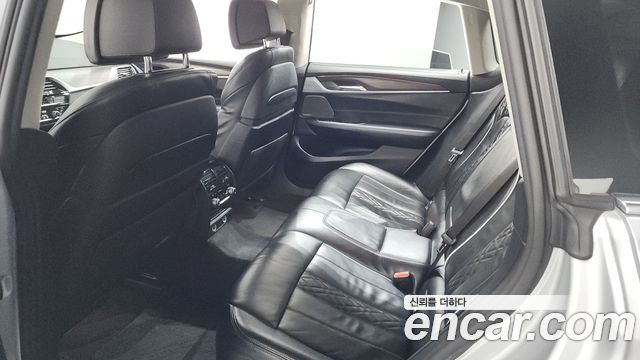 BMW Gran Turismo 2018 — photo 19