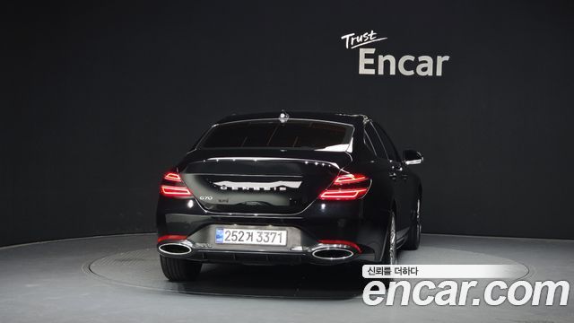 Genesis G70 2022 — photo 4