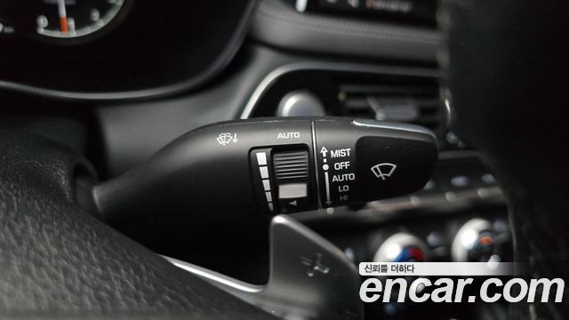 Genesis G70 2022 — photo 16