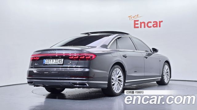 Audi A8 2020 — photo 2