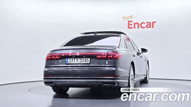 Audi A8 2020 — photo 4