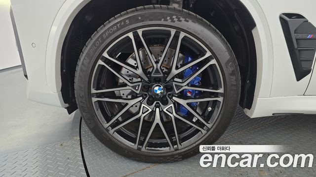 BMW X5M 2025 — photo 5