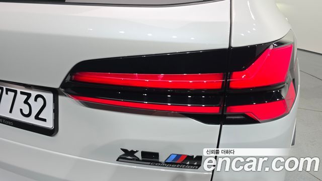 BMW X5M 2025 — photo 9