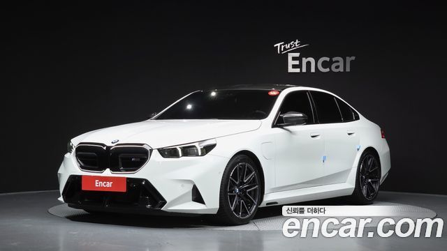 BMW M5 2025 — photo 1